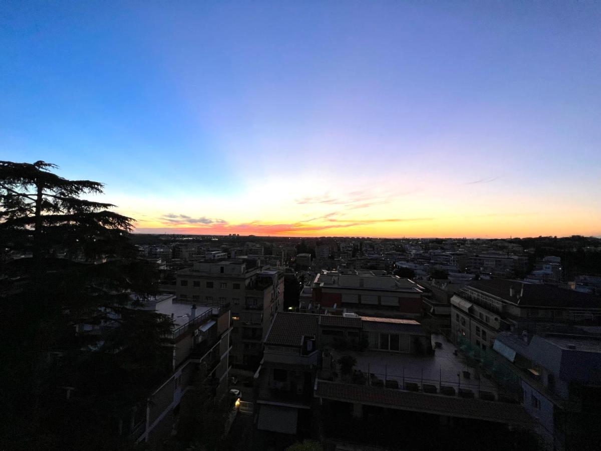 Sunset Charming Apartment Рим Экстерьер фото